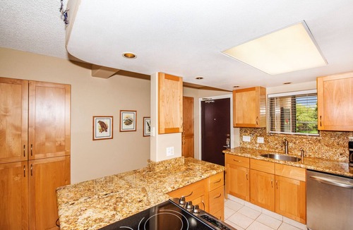 Kihei Condo | Kihei Beach Unit 302 Oceanfront Upgraded Condo on Sugar Beach Great Views