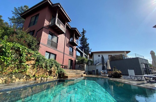 Akcapinar Apartment | Kikonia Art & Suites