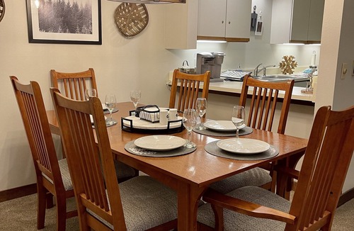 Killington Condo | Killington Sun Dog Trail ski-on ski-off 2 bedroom 2 bathroom 1st floor condo