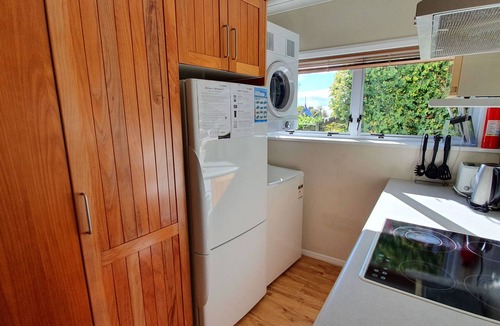 Stepneyville Apartment | Kimberley One - Nelson Waterfront Apartment - Free Cancellation Available Here!