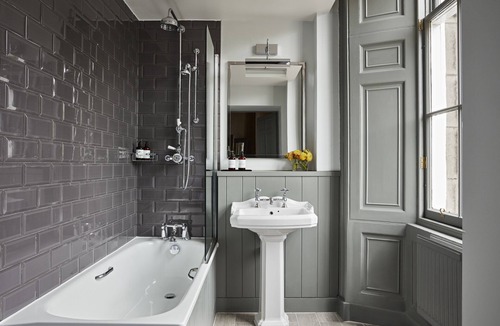 New Town Hotel | Kimpton Charlotte Square by IHG