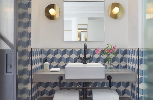 Burgwallen Nieuwe Zijde Hotel | Kimpton De Witt Amsterdam by IHG