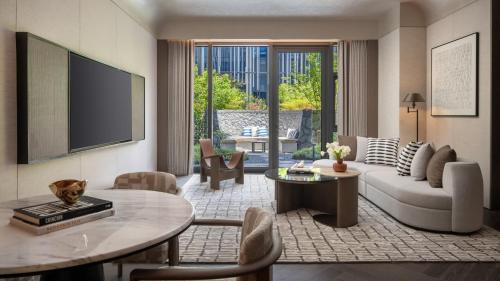 Fengxian Hotel | Kimpton Nine Trees Shanghai by IHG