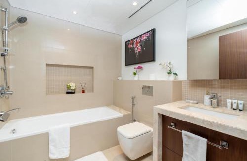Downtown Dubai Apartment | King 2BR With Burj Khalifa View In Boulevard Point
