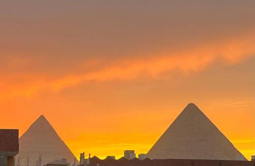 Al Haram House | King Badr pyramids