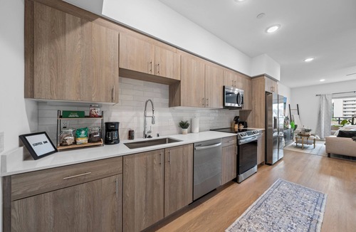Bankers Hill Apartment | King Bed & Rooftop Views Prime Bankers Hill near Balboa Park