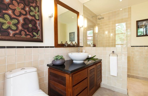 Bophut House | KING bedroom - The Hideaway Suites Boutique Guesthouse - Koh Samui