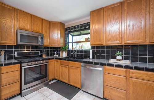Citrus Heights House | King Beds! - Clean and Spacious 5 bed 3 bath home