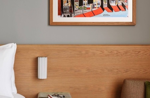 Lower Allston Hotel | King Corner Room with Boston Views | 0.4 Miles to Harvard Business School