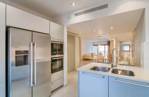 Mamilla Apartment | King David Residence 3BDR - Isrentals