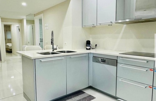 Jerusalem City Centre Apartment | King David Residence 3BDR - Isrentals