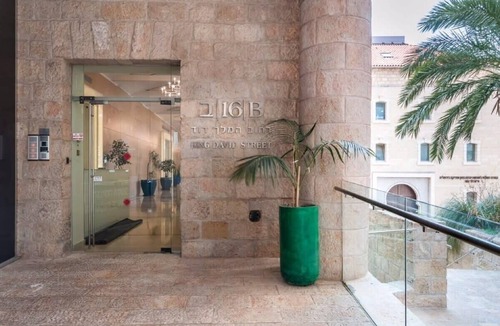 Jerusalem City Centre Apartment | King David Residence 3BDR - ApartHotels