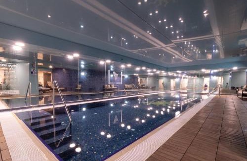 Jerusalem City Centre House | King David Residence Luxury 4 BD/Pool/Gym/Parking