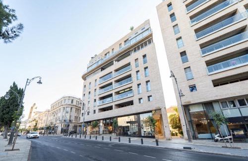 Jerusalem City Centre House | King David Residence Luxury 4 BD/Pool/Gym/Parking