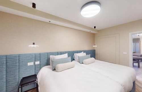 Jerusalem City Centre Apartment | KING DAVID RESIDENCES - Pool & Gym