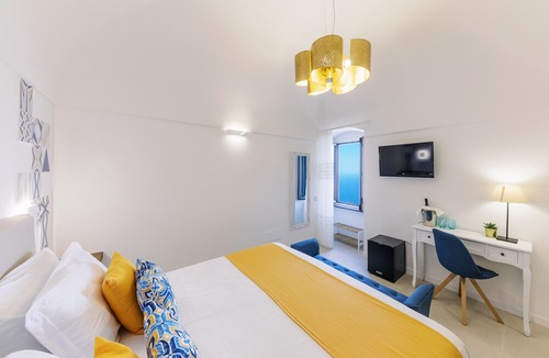 Ravello Bed & Breakfast | King Deluxe double room - Monte Brusara Relais