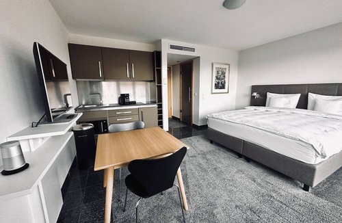 Unterrath Hotel | King Double Apartment