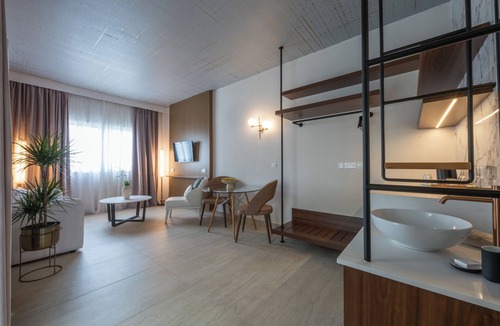 Paphos Hotel | King Jason Paphos - Designed for Adults By Louis Hotels