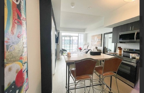 Pickering Condo | King Queen Beds, Deep tub, Huge Balcony near Pickering Casino