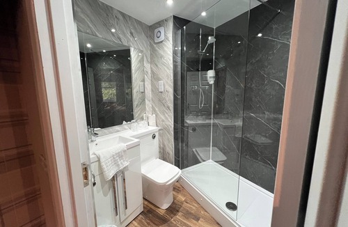 Stirling Hotel | King Robert Hotel