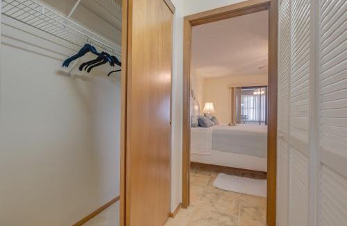 Clearwater House | King size bed, private bathroom, flat TV