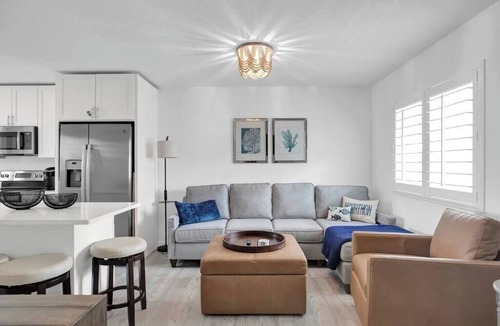 Marathon Condo | King Suite | Heated Pool | Marathon Keys | Sleep 4