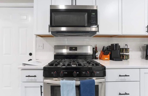 Lee's Summit House | KingBeds Sleeps8 Arcade Near DT LS FIFA 26!
