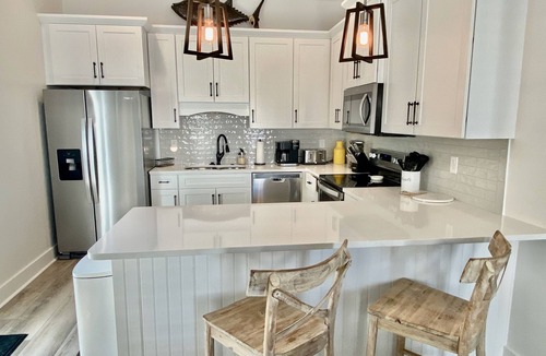 Orange Beach Cottage | Kingfisher Cottage at Tannin - It's time for the Beach! Book Now!