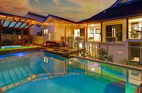 Kings Beach House | Kings Beach Break - Great for Group Getaways