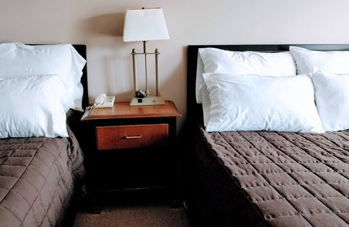 Midland Hotel | Kings Inn Midland