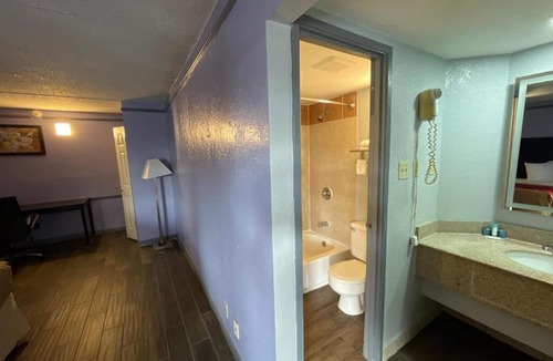Medical District Hotel | Kings Inn