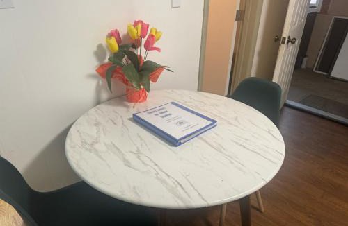 Solomon Apartment | Kings Studio Apartment A
