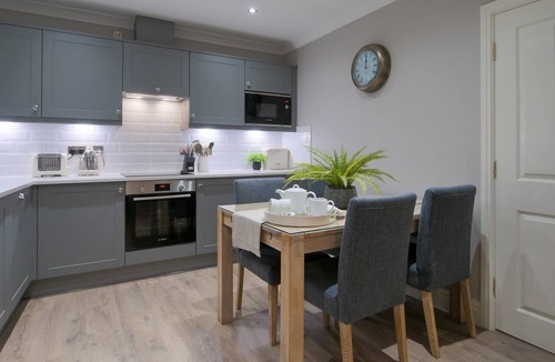 Durham Apartment | Kingsgate Bridge View