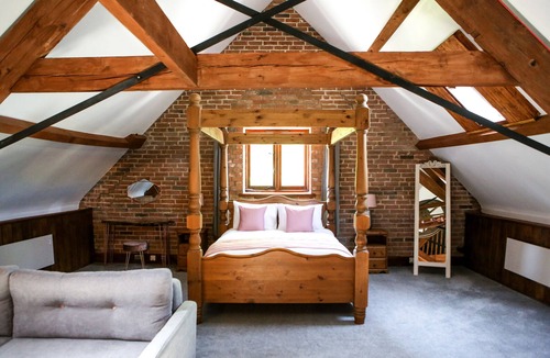 Kingston Hotel | Kingston Country Courtyard