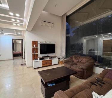 Kathmandu Hotel | Kingswick