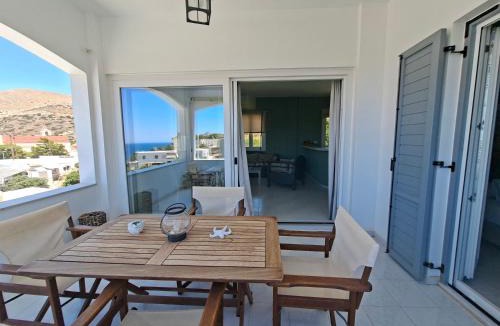 Kini Apartment | Kini Bay