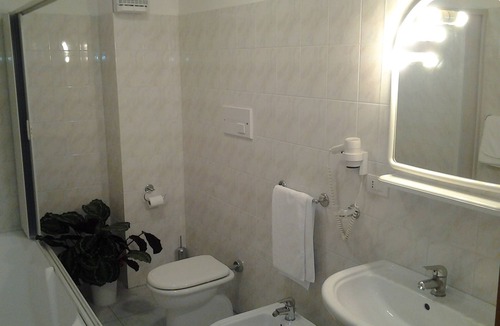 Viggiano Hotel | Kiris Hotel
