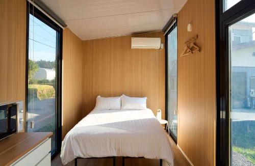 Nagaoka House | Kirisawabase Tiny House by Tiny Away