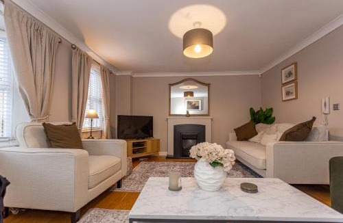 Durham House | Kirkwood Drive