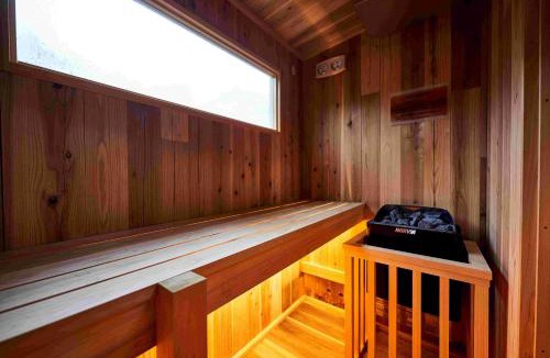 Toba Hotel | Kisara Oneness