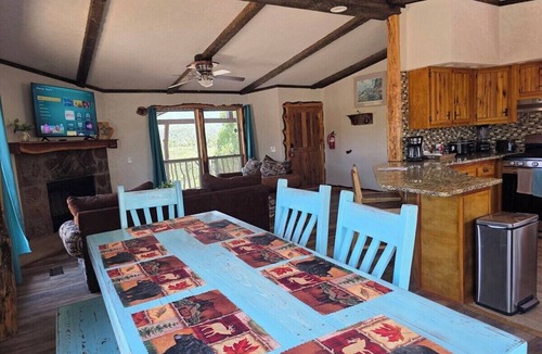 Timberon Cabin | Kit Carson Cabin 2BR Rustic w/Mountain Views