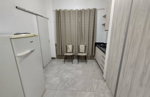 Matriz Apartment | Kitchenette Aconchegante no Centro de Curitiba. Ótimo Custo-benefício!