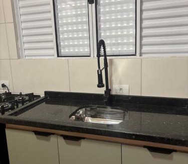 Tatuquara House | Kitnet bem equipada para 2 pessoas