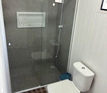Gravata Apartment | Kitnet Container 30m da Praia Perto Beto Carreiro