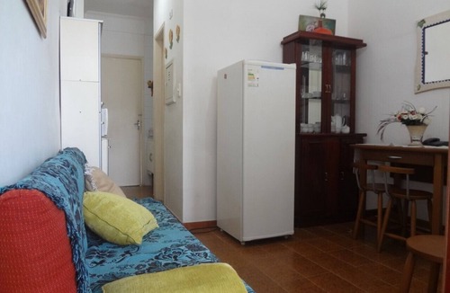 Barra Funda Apartment | kitnet with air conditioning in Pitangueiras.