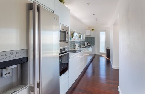 Ventnor House | Kittiwake