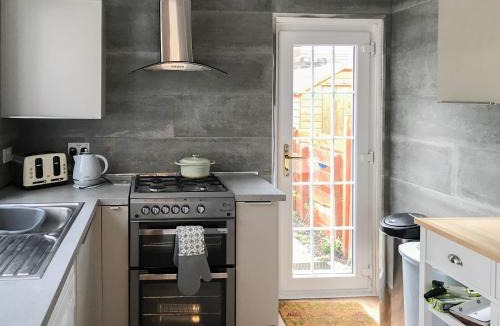 Girvan House | Kitty's Cottage