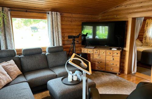 Viitasaari Boat Rental | Kivisalmi ja AuroraHut
