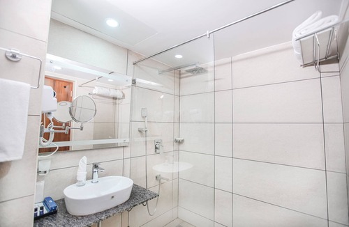 Thampanoor Hotel | Kkm International