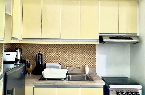 Legazpi Village Condo | KL Tower - Cozy and Spacious Studio Unit near Greenbelt Mall